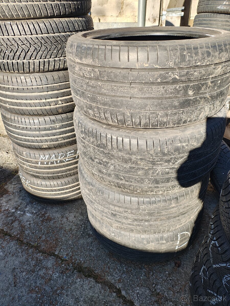275/40r21 a 315/35r21 letné na dojazd cena spolu 100€
