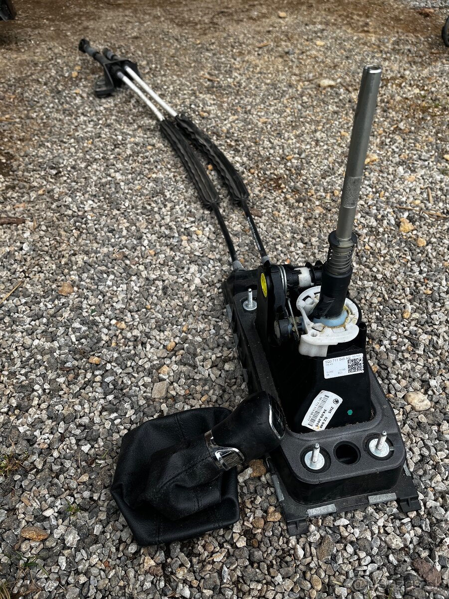 Riadiaca páka octavia 3