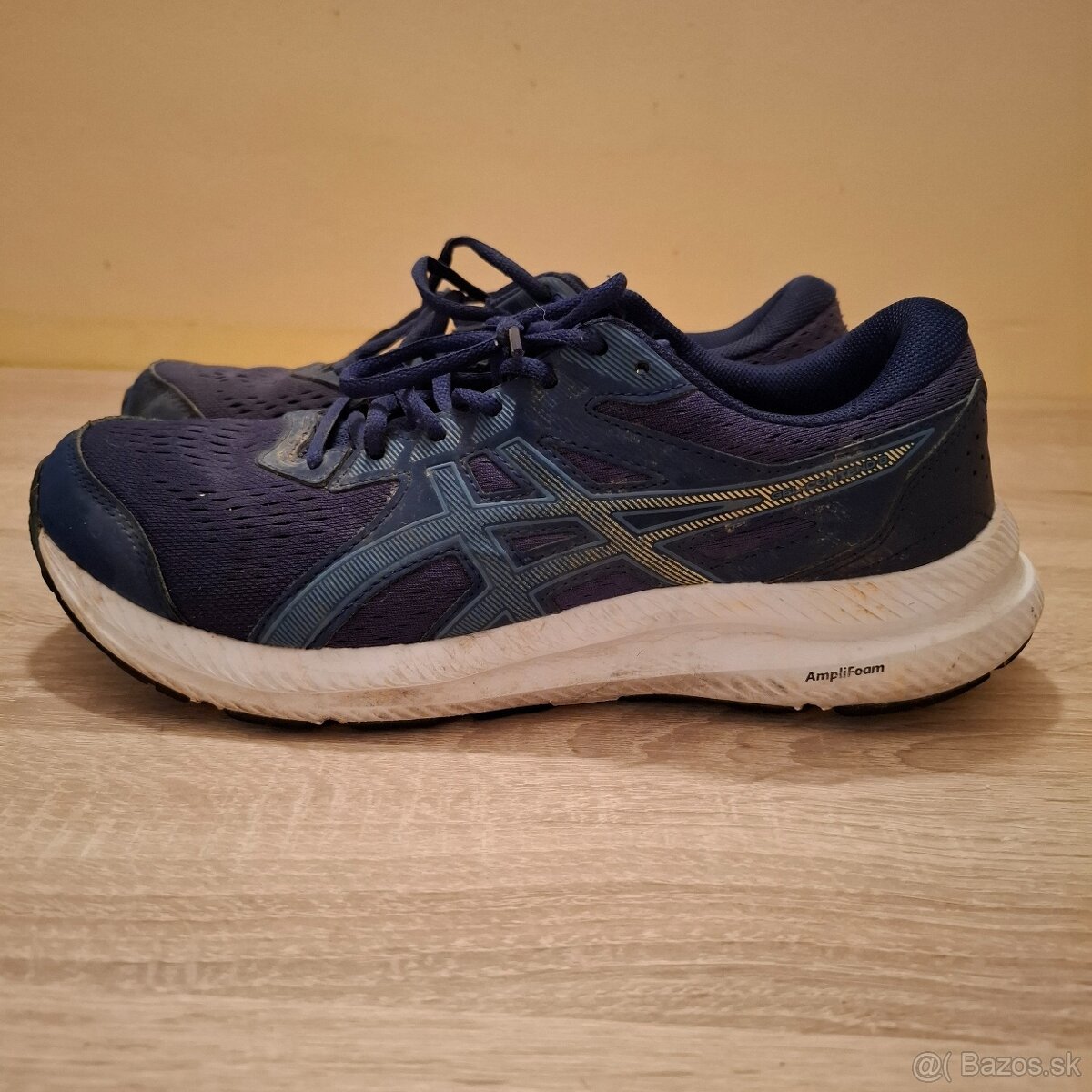 Predám Asics.