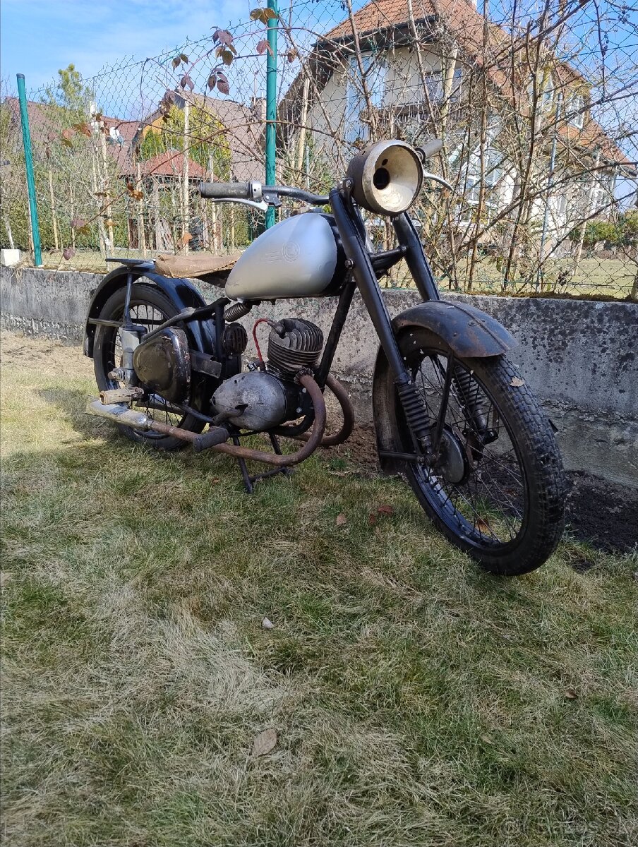Čz 150c
