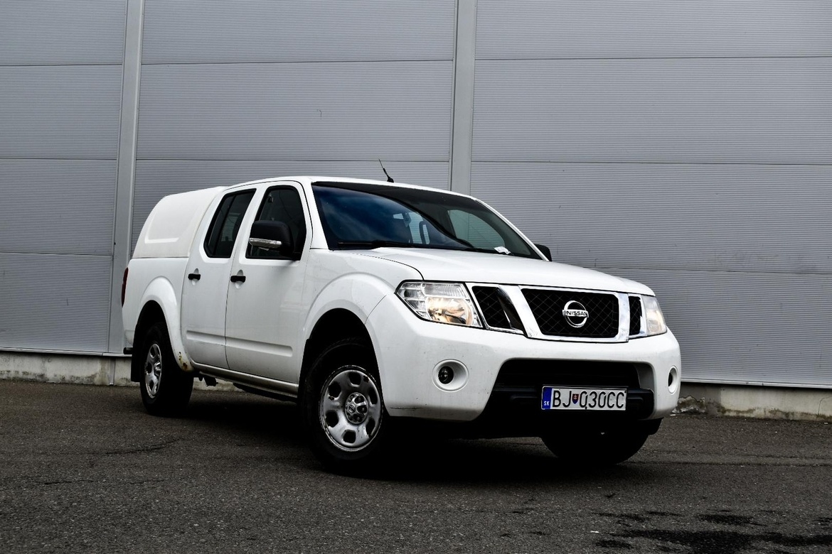 Nissan Navara DoubleCab 2.5 dCi FE