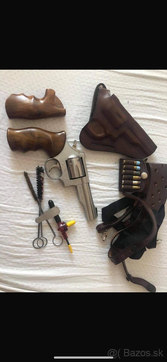 Predám revolver