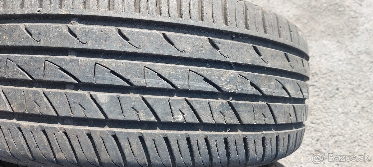 Predam letne pneu 2x 205/55R16 Bestdrive