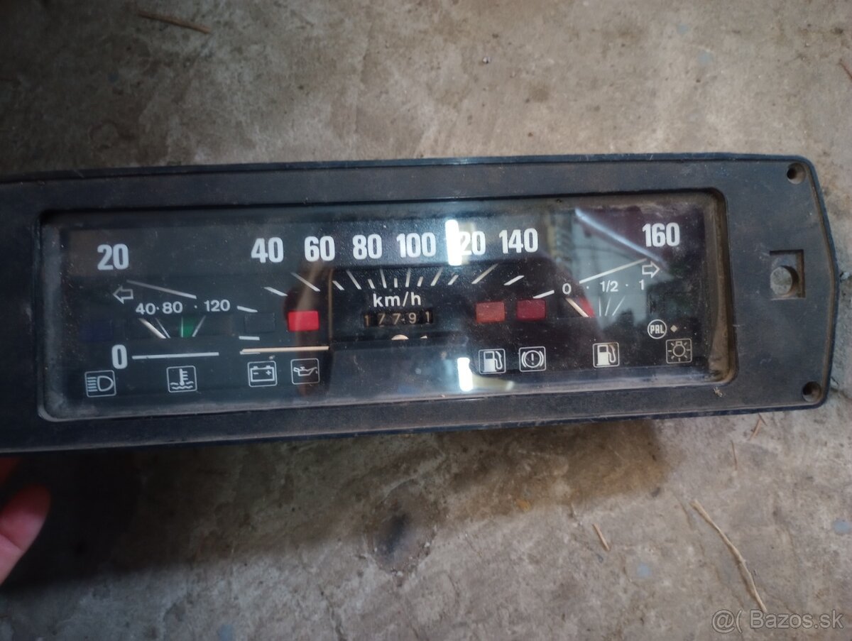 Škoda 100 mb
