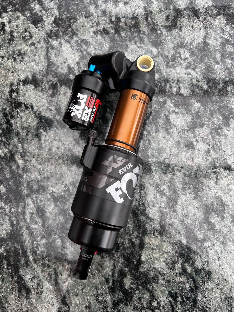 FOX Float X2 Tlmič
