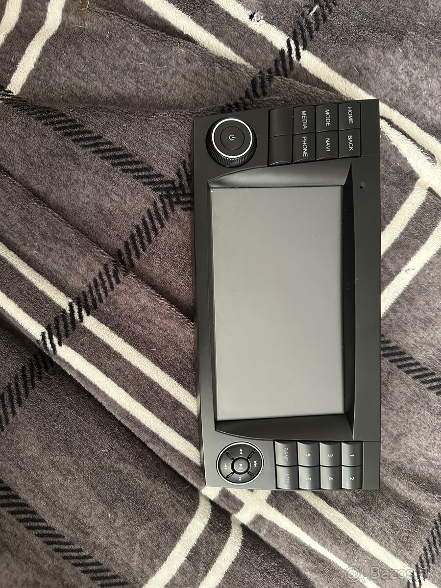 Predam CarPlay/Androidauto na w211