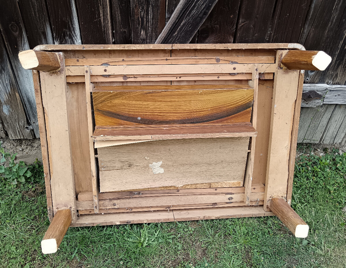 Retro starý stôl, rozťahovací 120-190 x 85 cm, na renováciu