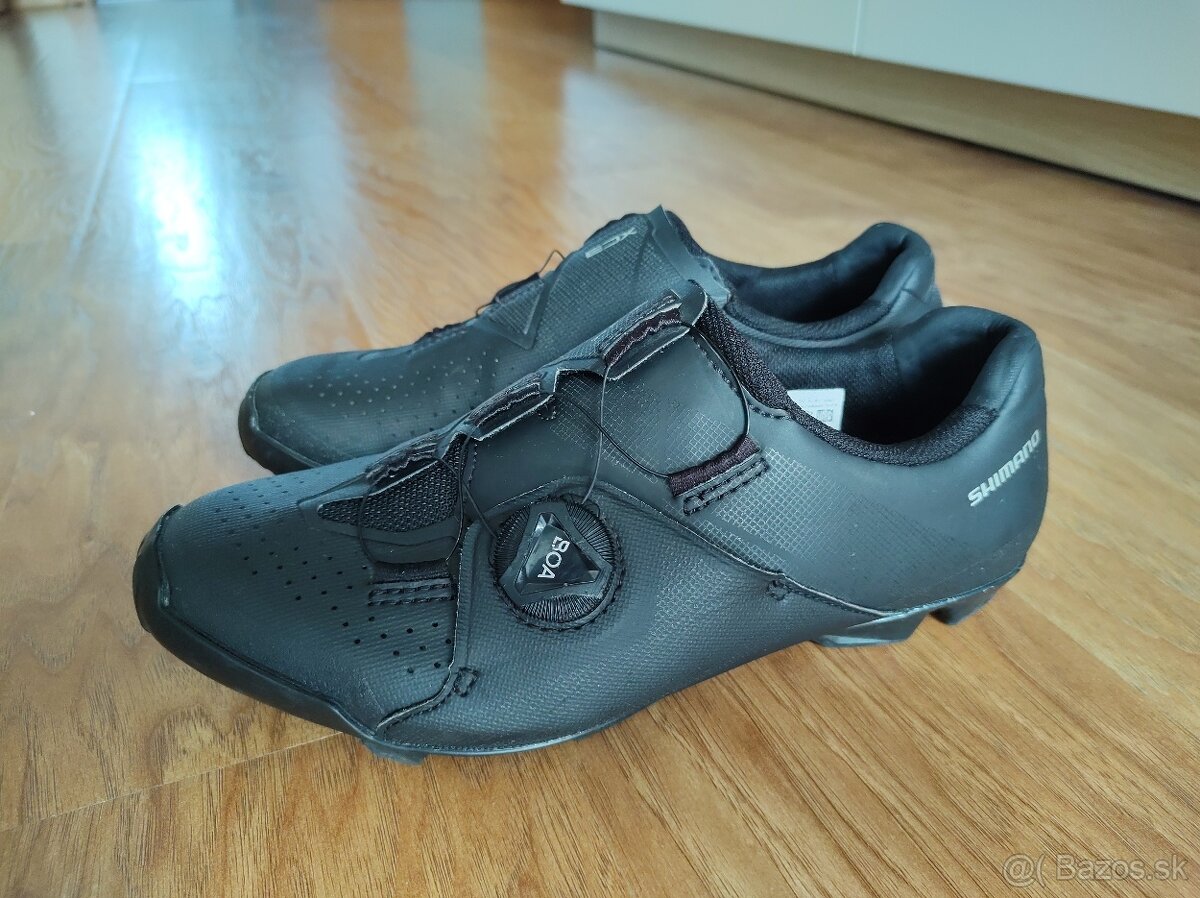 Tretry Shimano SH-XC300