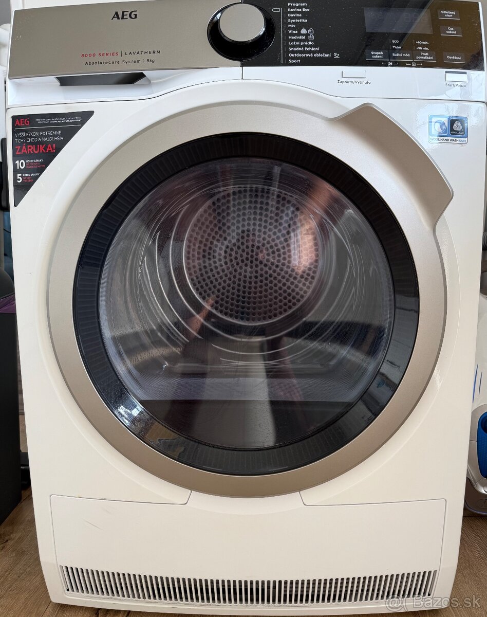 AEG