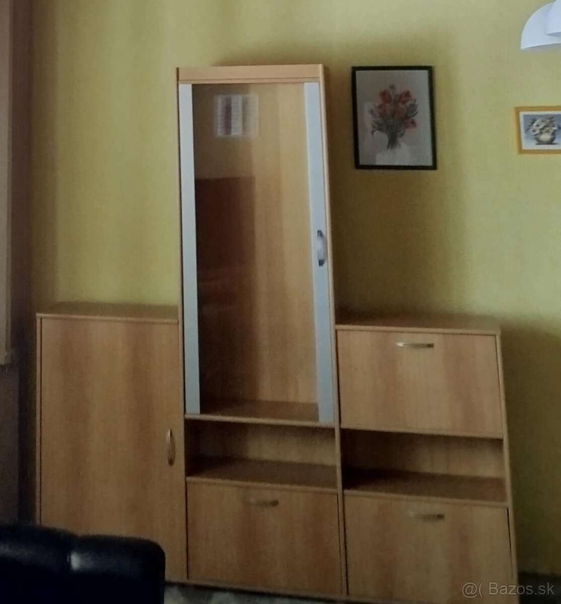 Obývacia stena