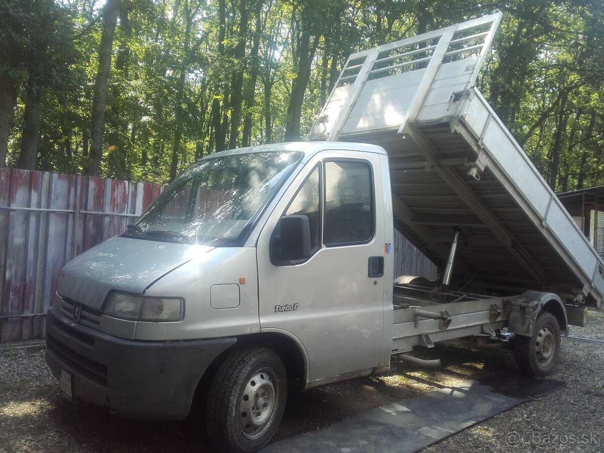 Autodoprava 3 stranny sklápač do 1500kg