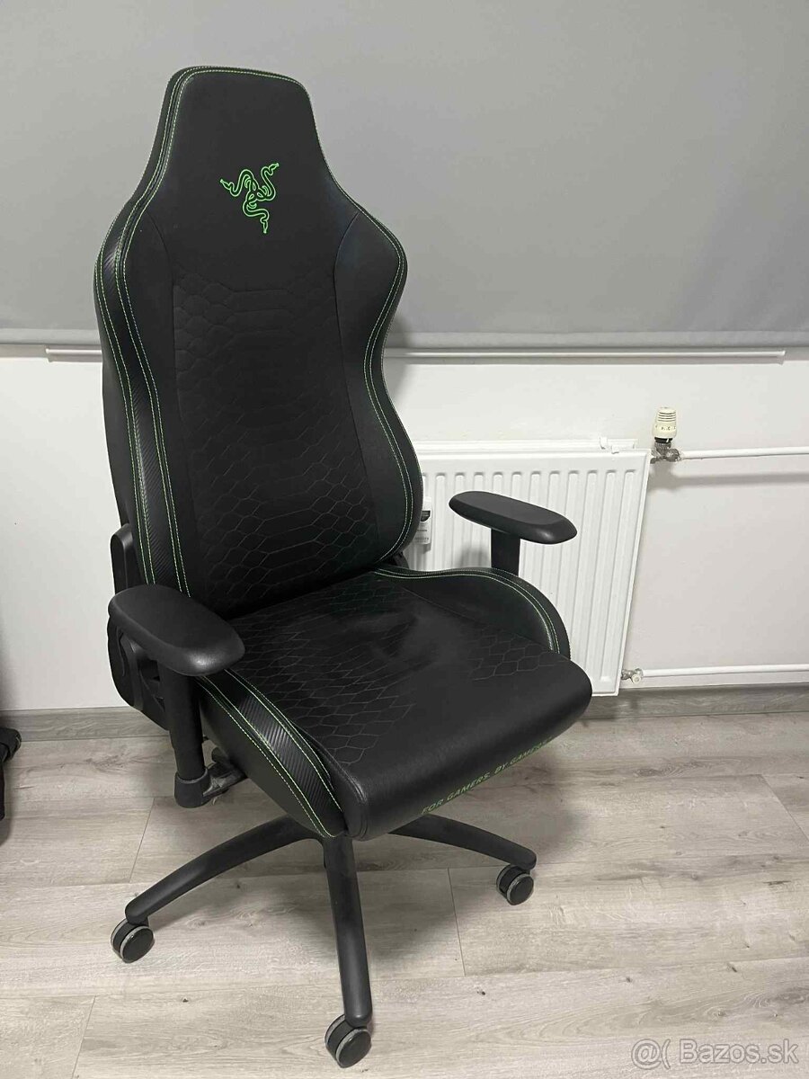 Razer Iskur Green XL