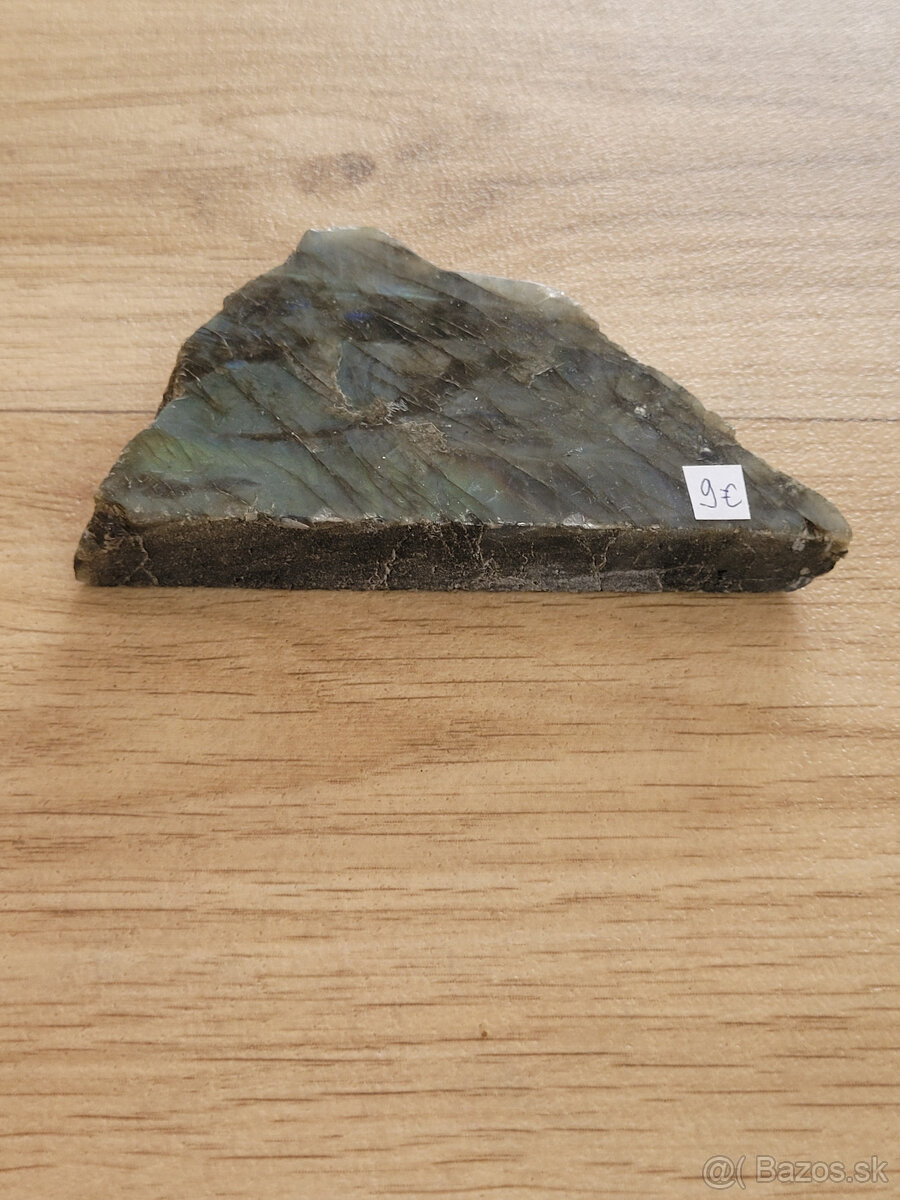 Predám minerál labradorit