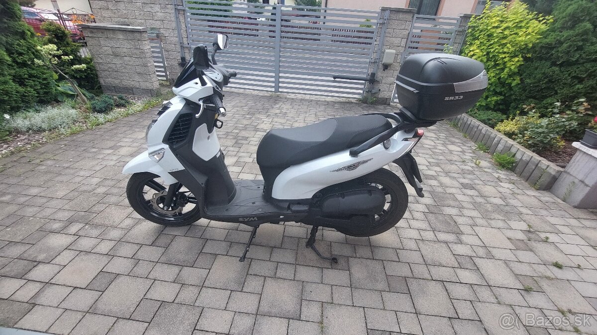 TOP STAV: Biely SYM HD 125