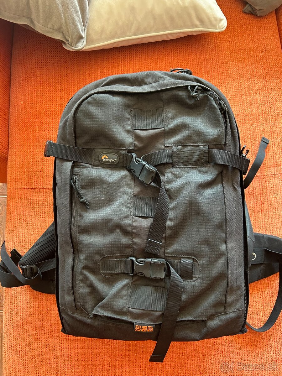 Veľký Fotobatoh Lowepro Pro Runner 450 AW