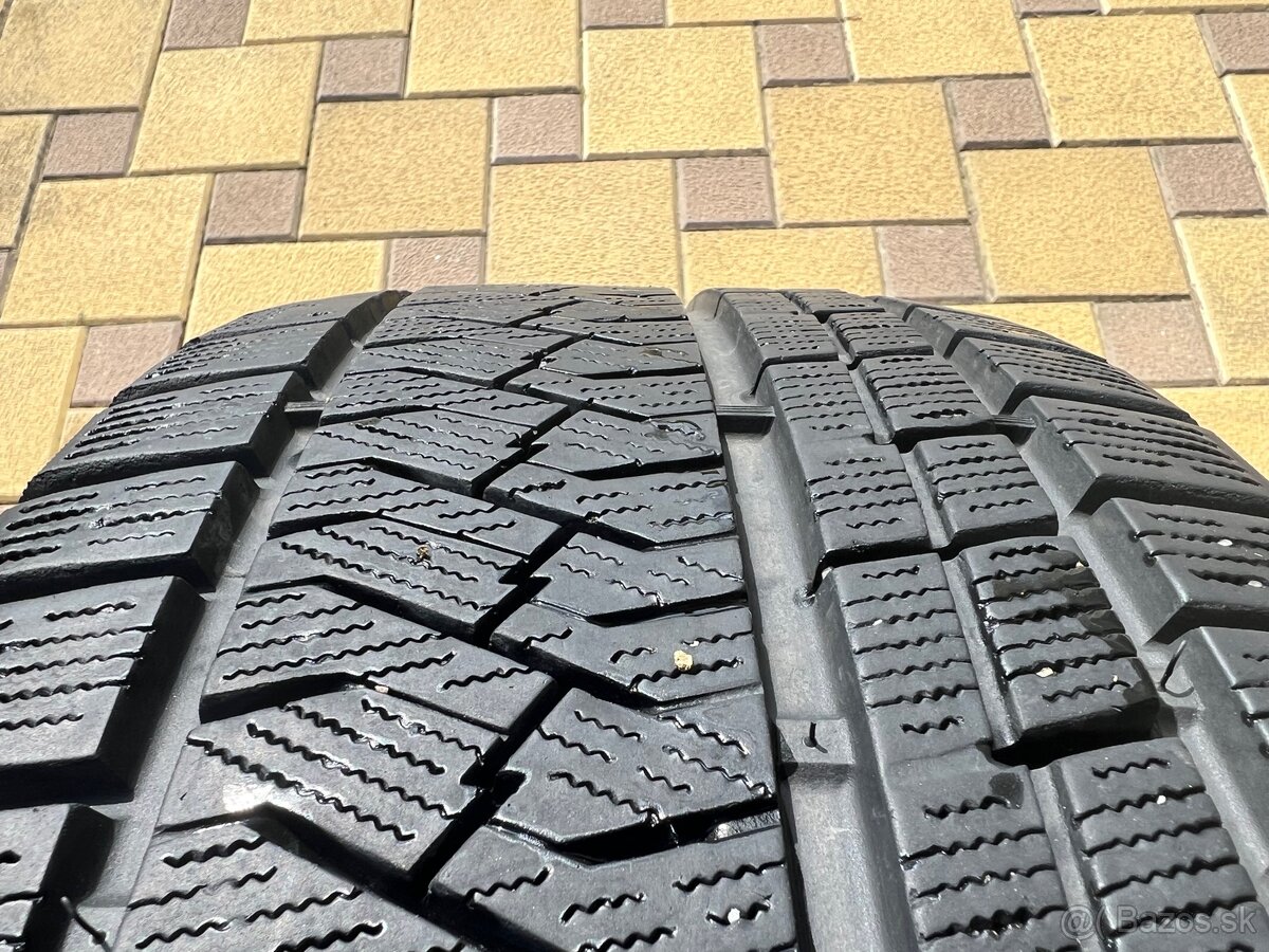 Zimné 235/55 R18 104V Triangle Snowlink TWT02