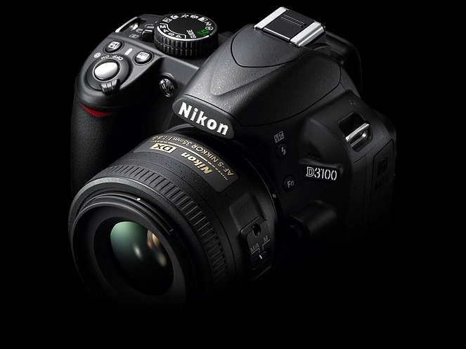 Nikon D3100 + 3 objektívy a príslušenstvo