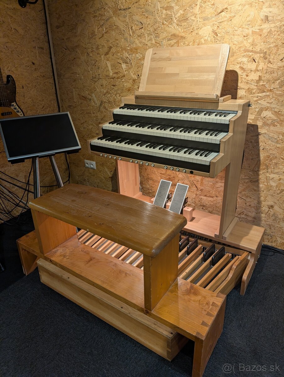 MIDI konzola organ varhany pre Hauptwerk