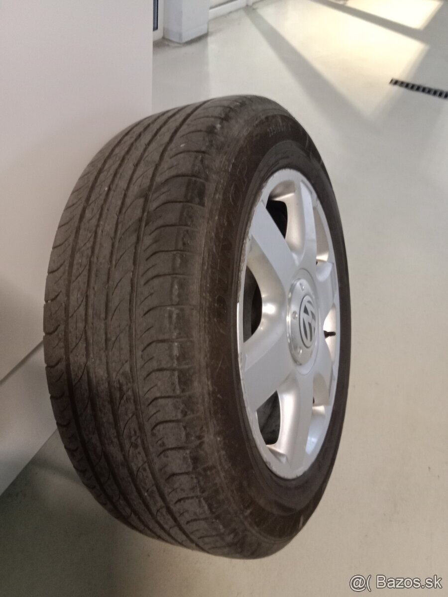 Predám 4x letné pneu na Elektronoch R18