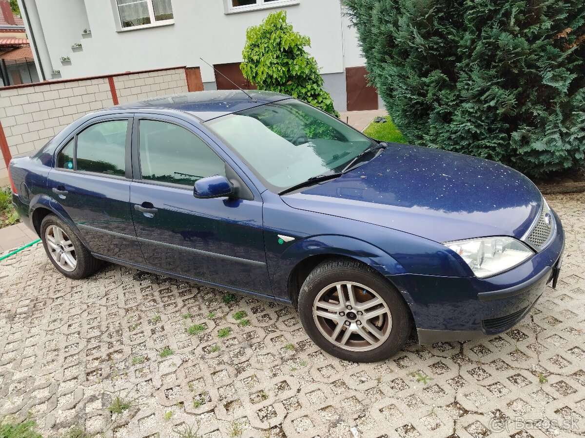 Ford Mondeo Sedan