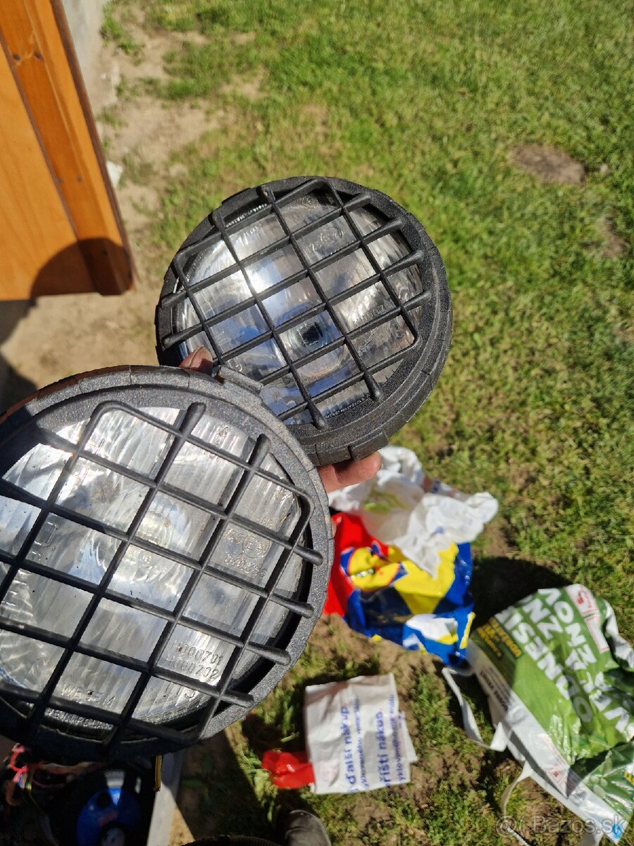 Hmlovky plast sklo, dva kusy pridavne