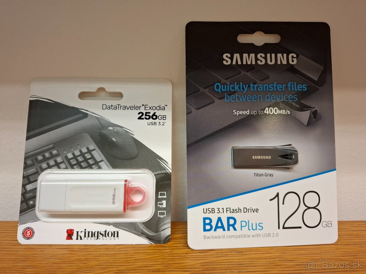 Predám 2 USB kľúče z foto