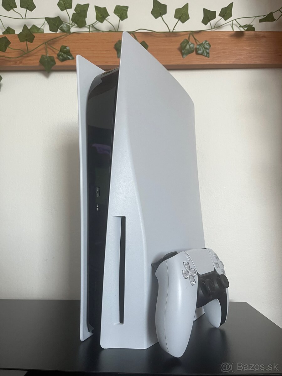PS5 + 4 Hry