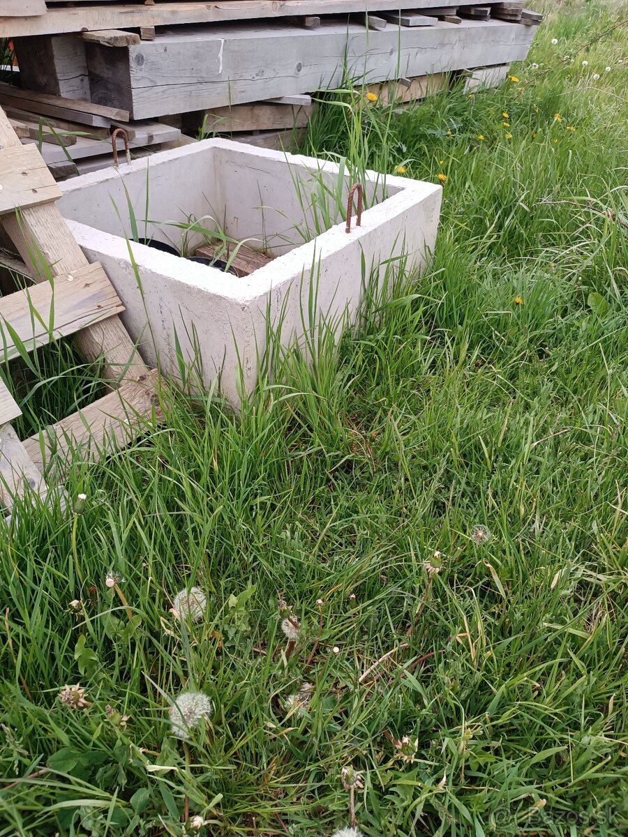 Betónový poklop + hrdlo