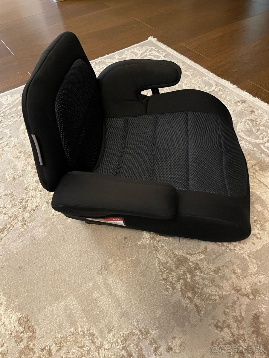 Podsedák Isofix