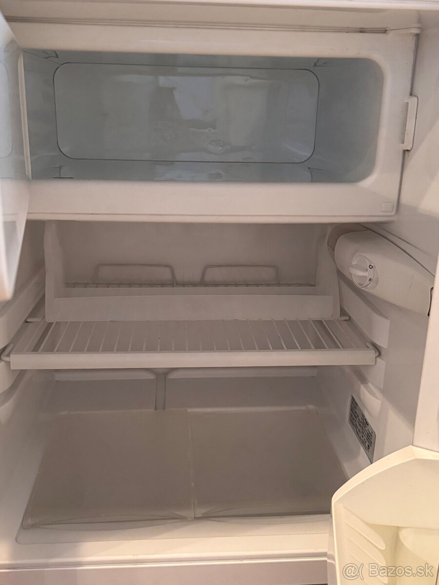 Predám vstavanú chladničku,používanú