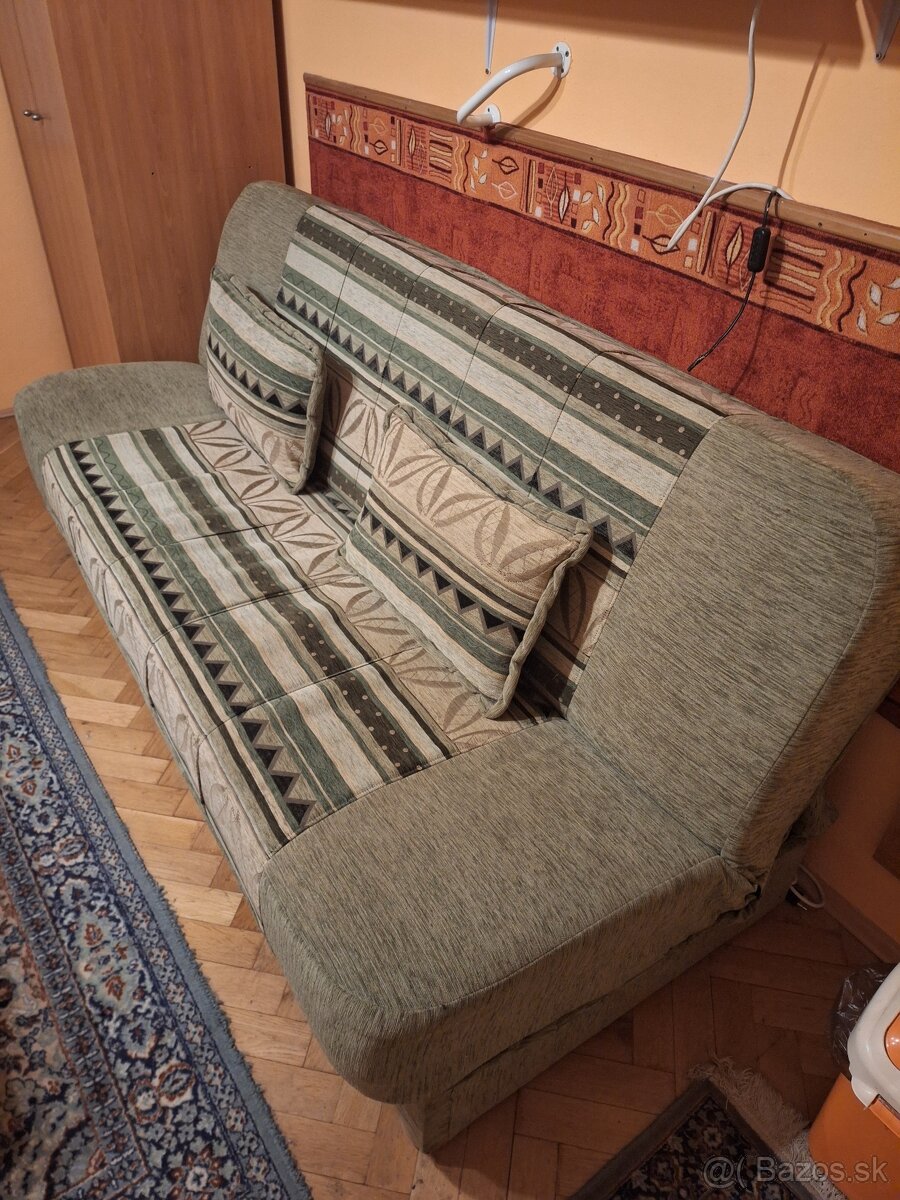 Darujem gauc a kreslo