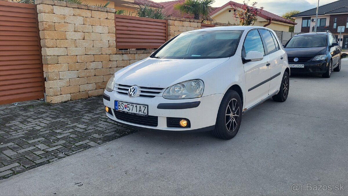 Volkswagen Golf V