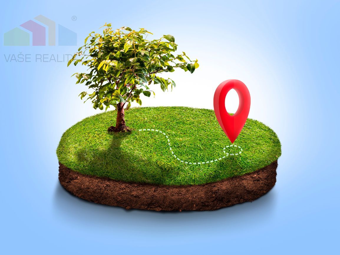 POZEMOK NA PREDAJ - PAPRADNO  .