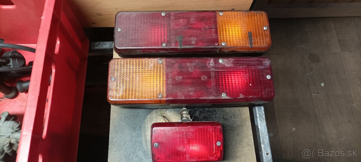 svetlá na prívesný vozík