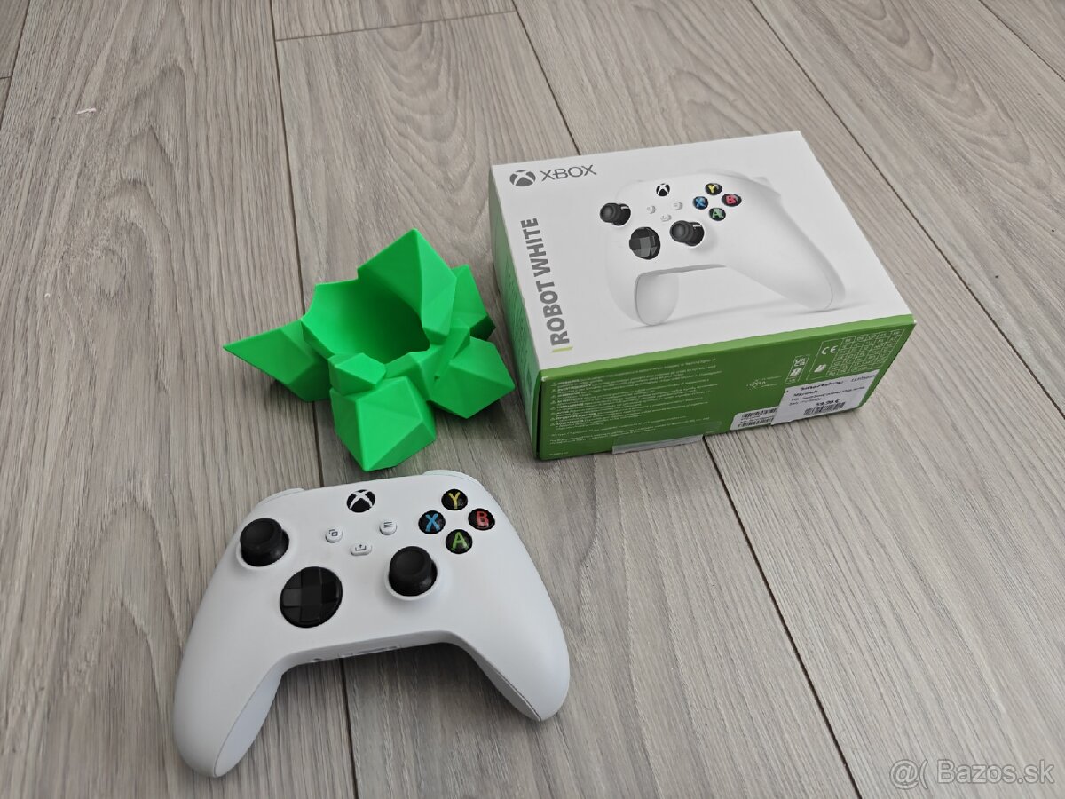 Xbox Series ovládač + stojan