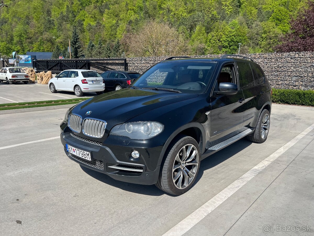 BMW X5 4.8i e70 ZNÍŽENÁ CENA