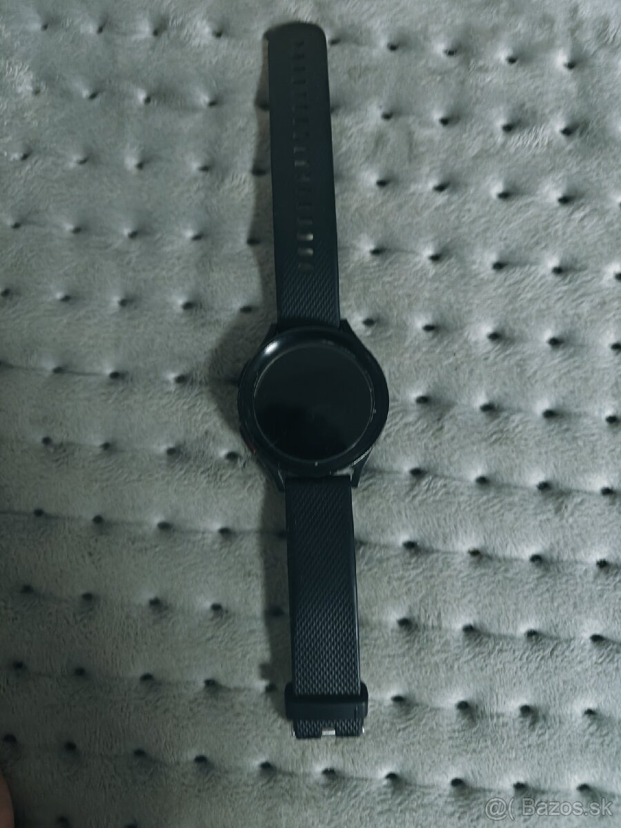 Predám Galaxy Watch 5 Pro .