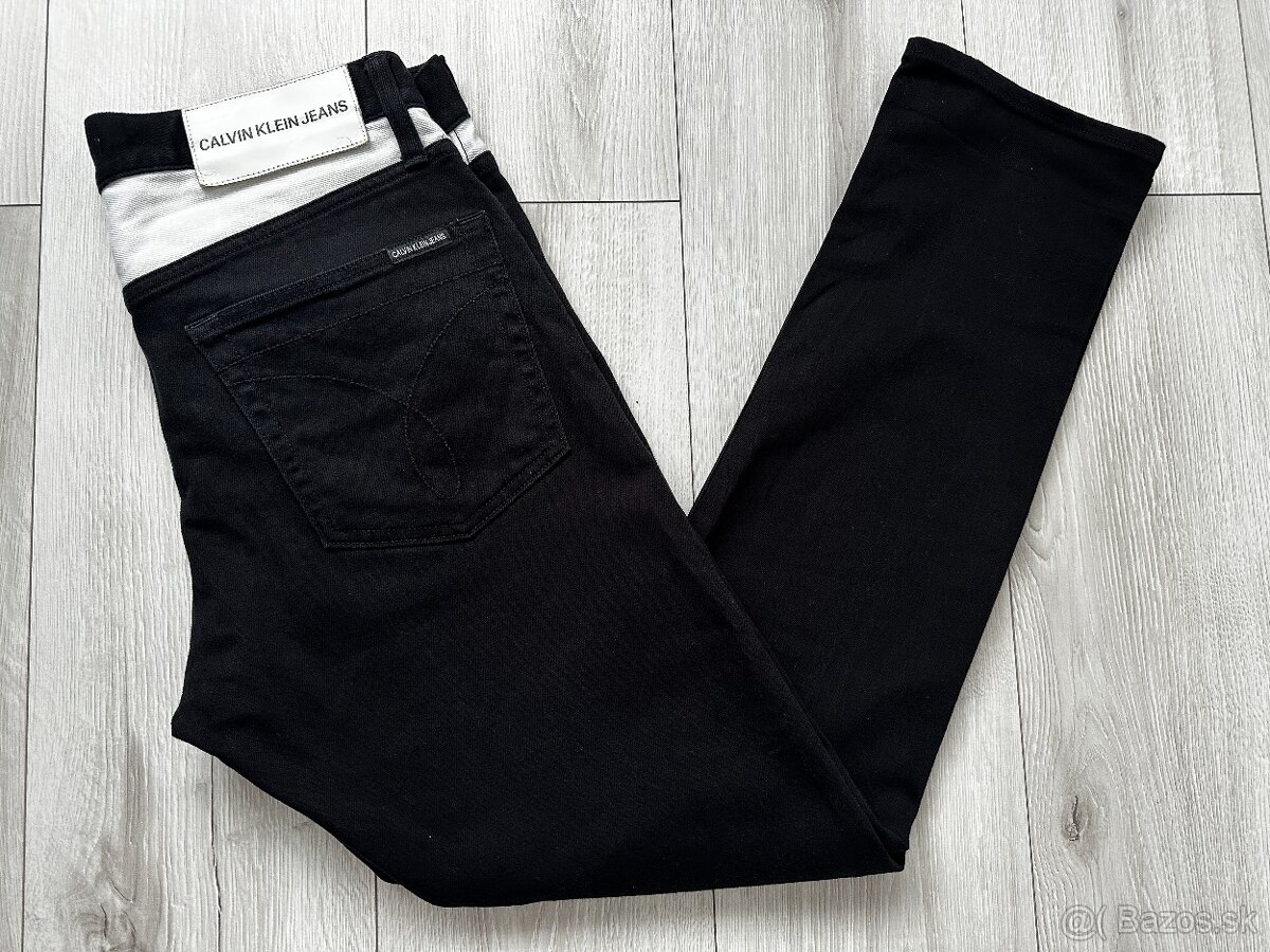 Pánske,kvalitné džínsy Calvin KLEIN - veľkosť - 32/32