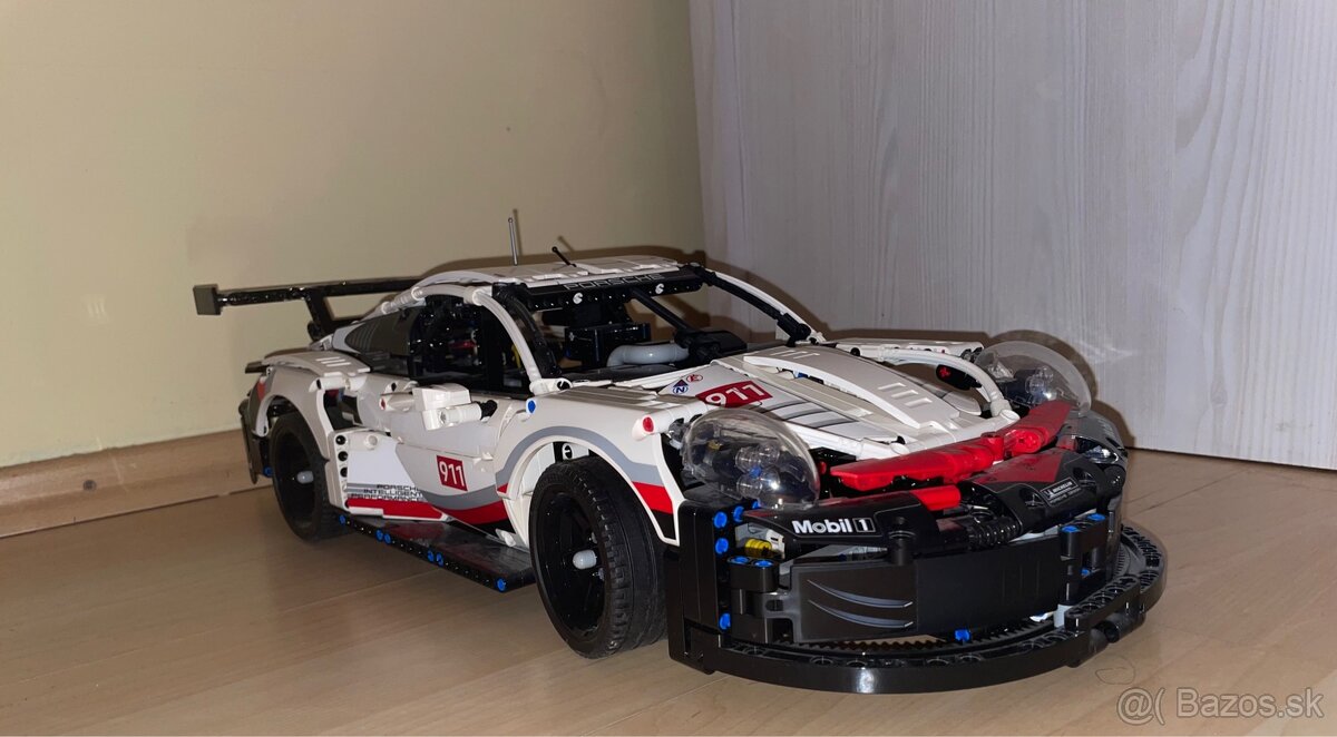 Lego Technic 42096 Porsche 911 RSR