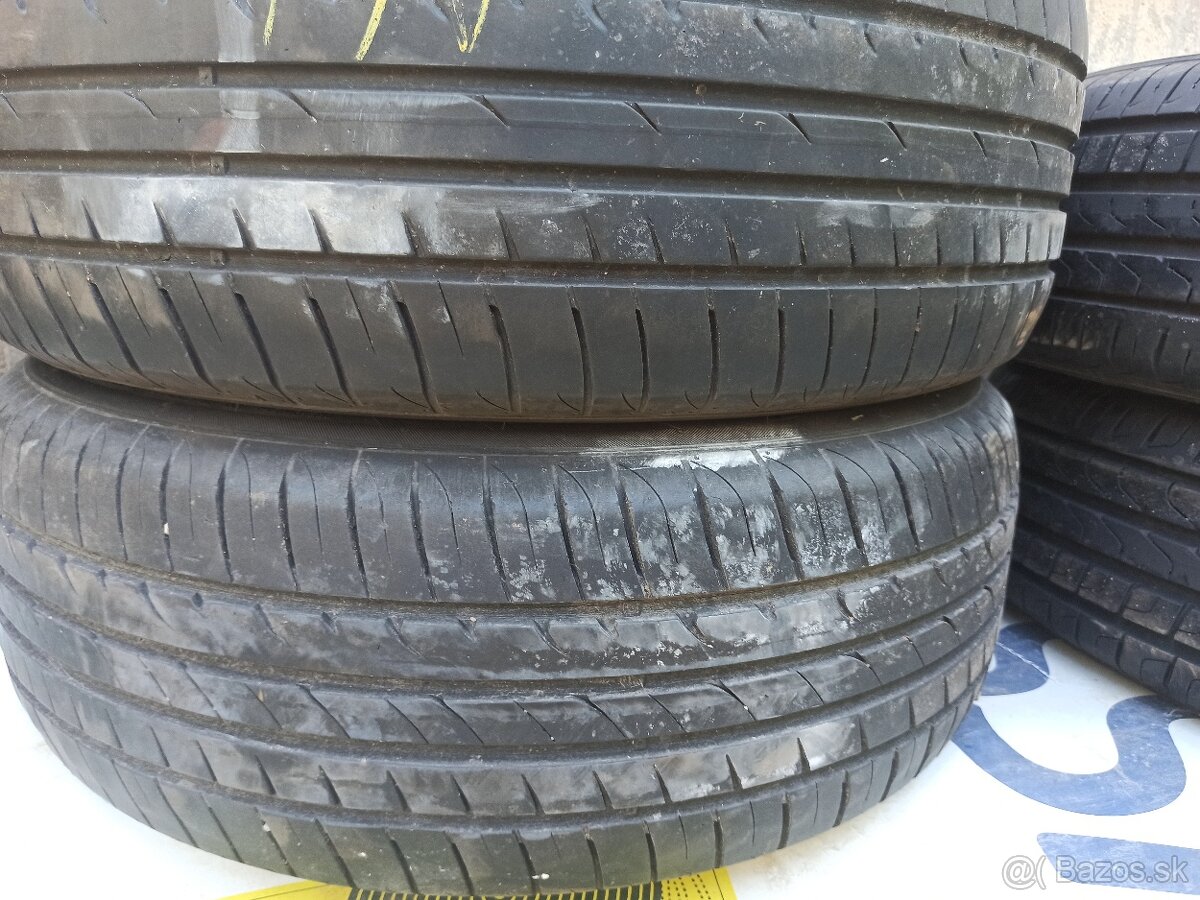225/60 R17