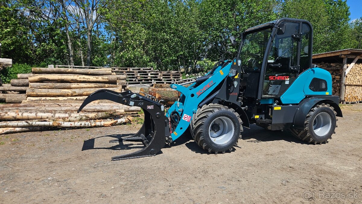 teleskopický kloubový nakladač, model 4350A