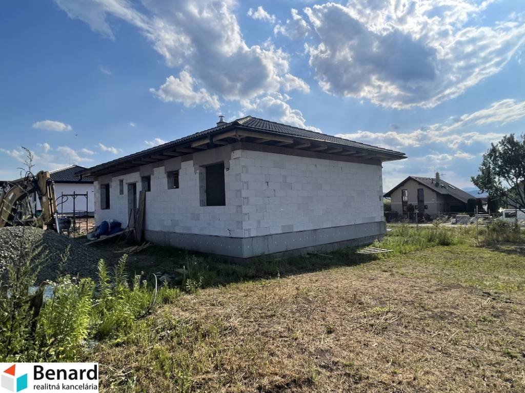 PREŠOV-ĽUBOTICE, RODINNÝ DOM-HOLODOM, POZEMOK 511 m2,NOVOSTA
