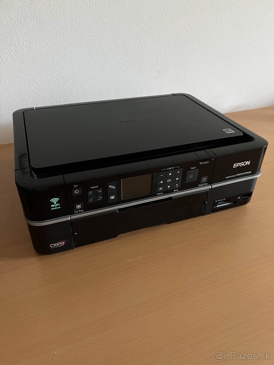 Tlačiareň EPSON Stylus Photo PX700W