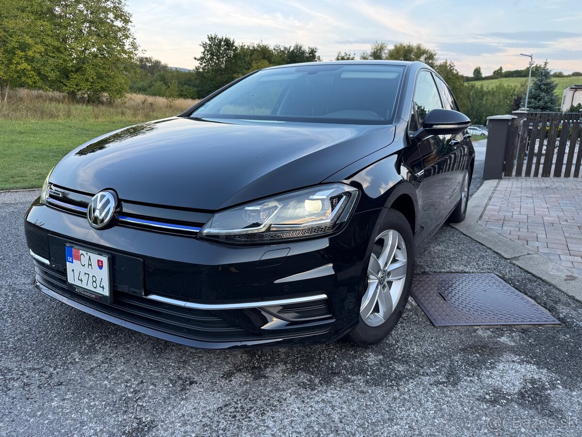 VW Golf 7 1,5 tsi,96KW(131PS)Ťažné,Xenon,Manuál 6st.