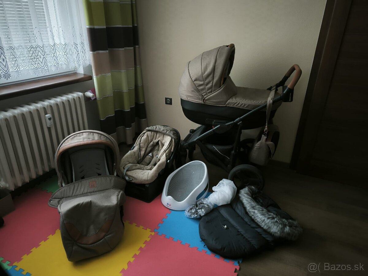 Predám kočík,autosedačku a veľa doplnkov a oblečenia