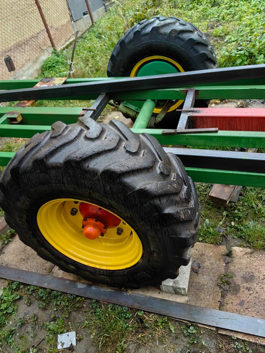 Predam vlecku klanicak v rozpracovanom stave