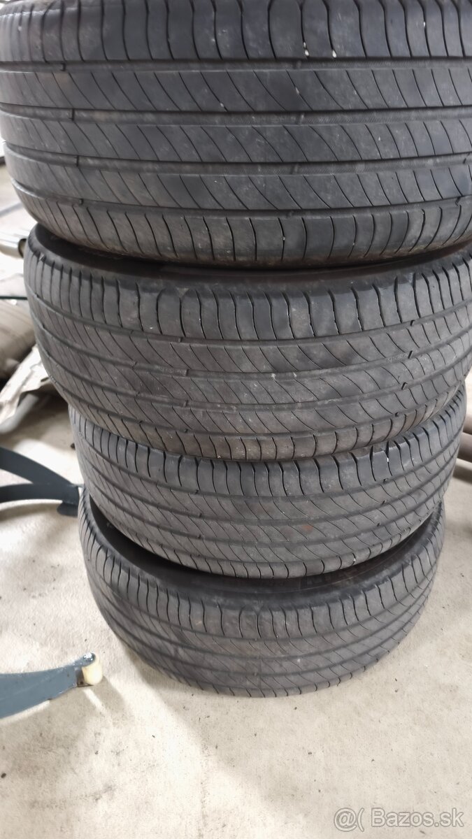 Michelin 235/50R18