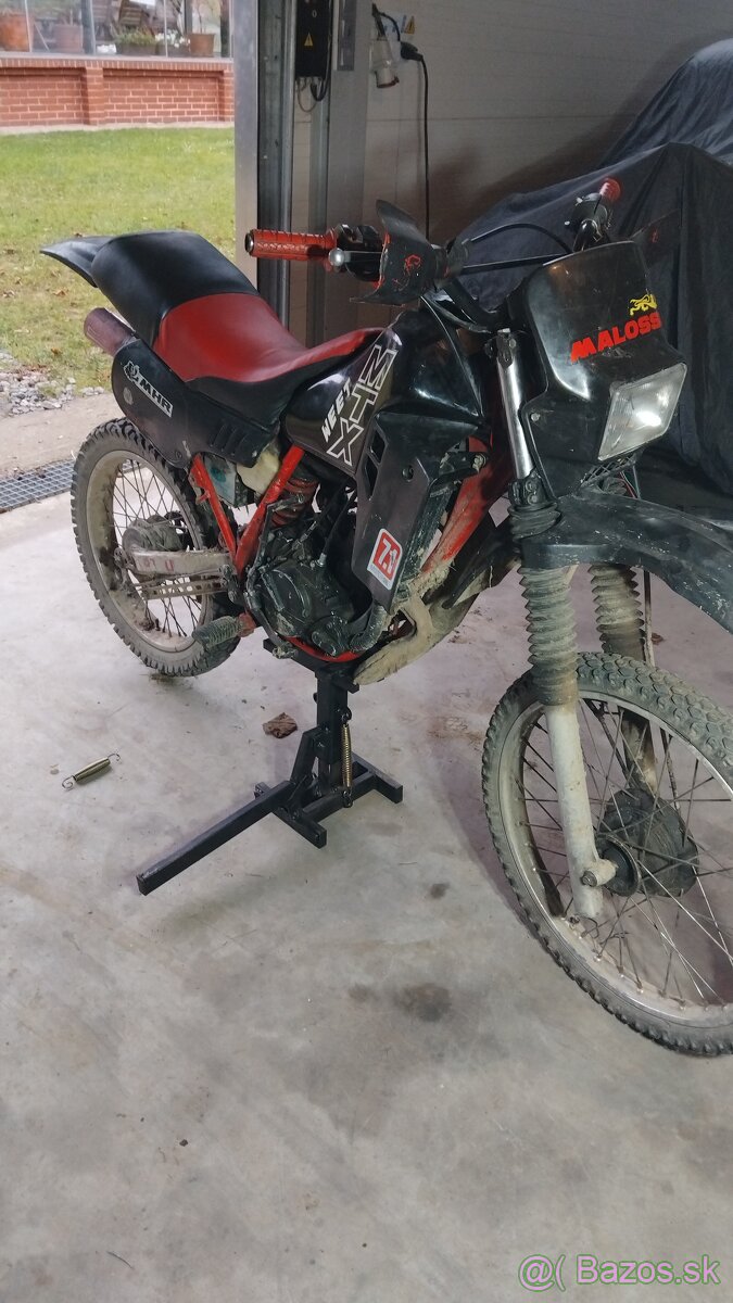 Vyrobím a predám zdvihák na motorku.