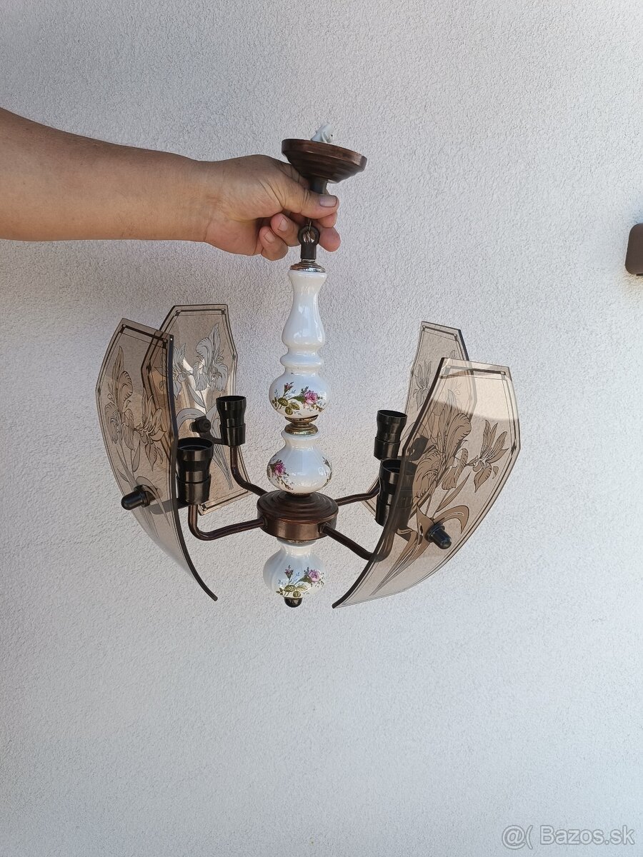 Porcelánový luster