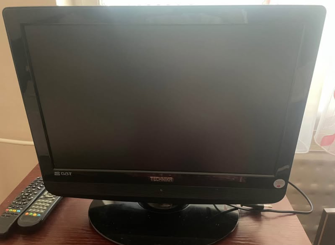 Televízor Technika